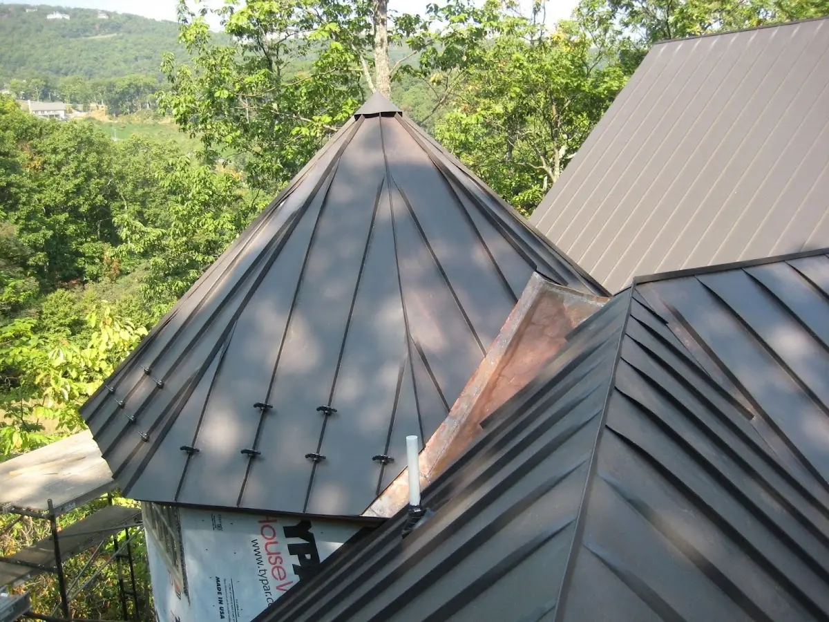 Professional Gutter Cleaning by Craftsman Roofing in Willows